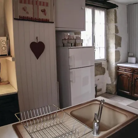 Awesome In D'ans בית נופש